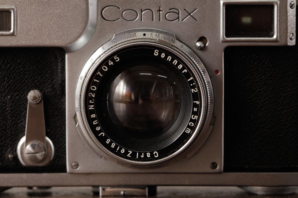 ジャンク品　アンティーク雑貨　希少品　CONTAX(コンタックス)　ZEISS IKON(ツァイスイコン) 　カメラ　ケース付き(R-038107)