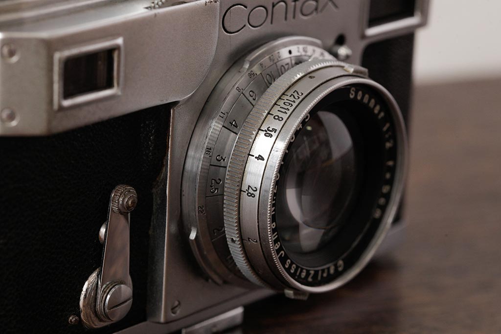 ジャンク品　アンティーク雑貨　希少品　CONTAX(コンタックス)　ZEISS IKON(ツァイスイコン) 　カメラ　ケース付き(R-038107)