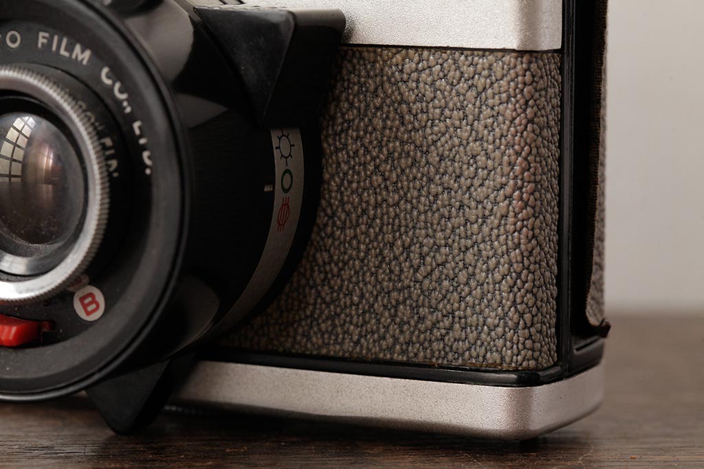 ビンテージ雑貨　FUJI　FUJIPET(フジペット)　革ケース付き　ヴィンテージカメラ　グレー(R-038109)