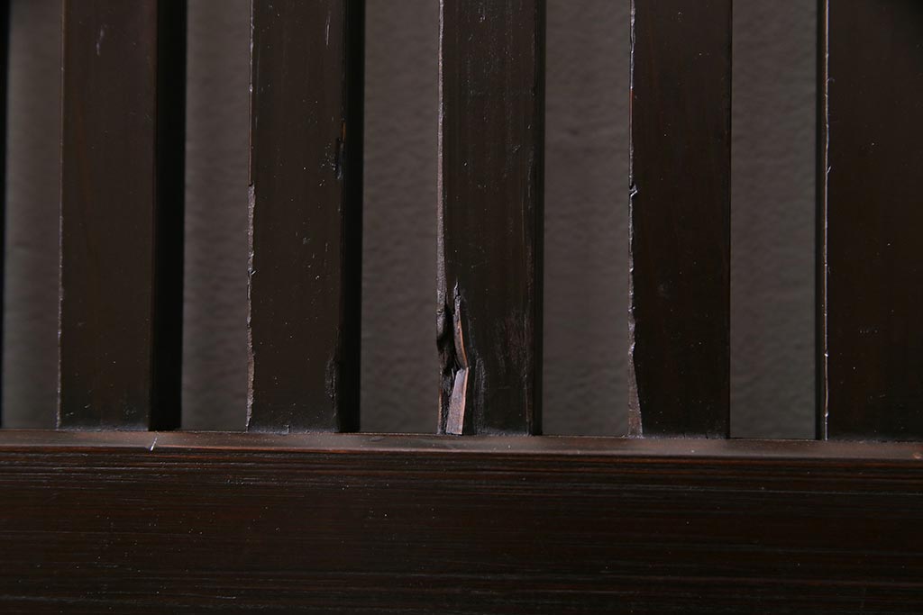 アンティーク建具　幅広サイズで存在感抜群の格子帯戸2枚セット(建具、引き戸)(R-038136)