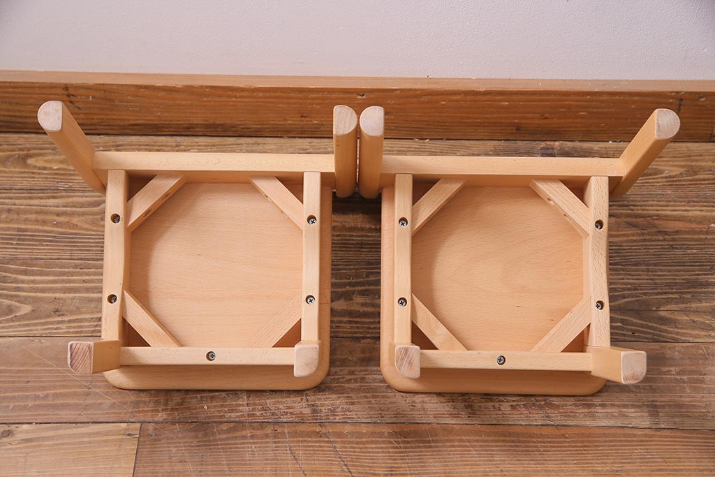 中古　飛騨産業　キツツキ　KF202B　ビーチ材　キッズスタッキングチェア2脚セット(子供椅子)(R-038163)