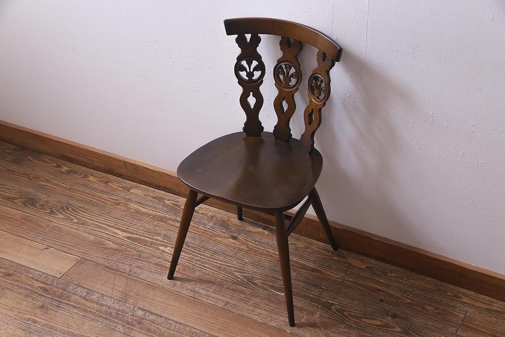ヴィンテージ家具　イギリスビンテージ　ERCOL(アーコール)　素朴で愛らしいシスルバックチェア(ダイニングチェア、椅子)(R-038179)