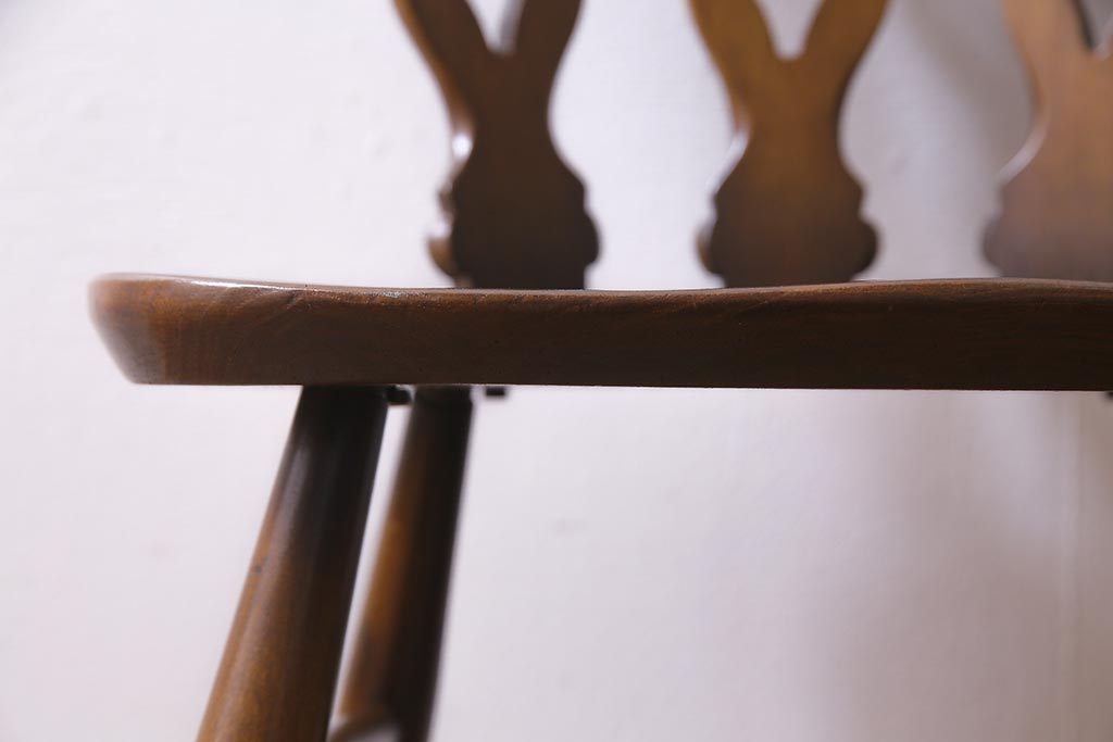 ヴィンテージ家具　イギリスビンテージ　ERCOL(アーコール)　素朴で愛らしいシスルバックチェア(ダイニングチェア、椅子)(R-038179)