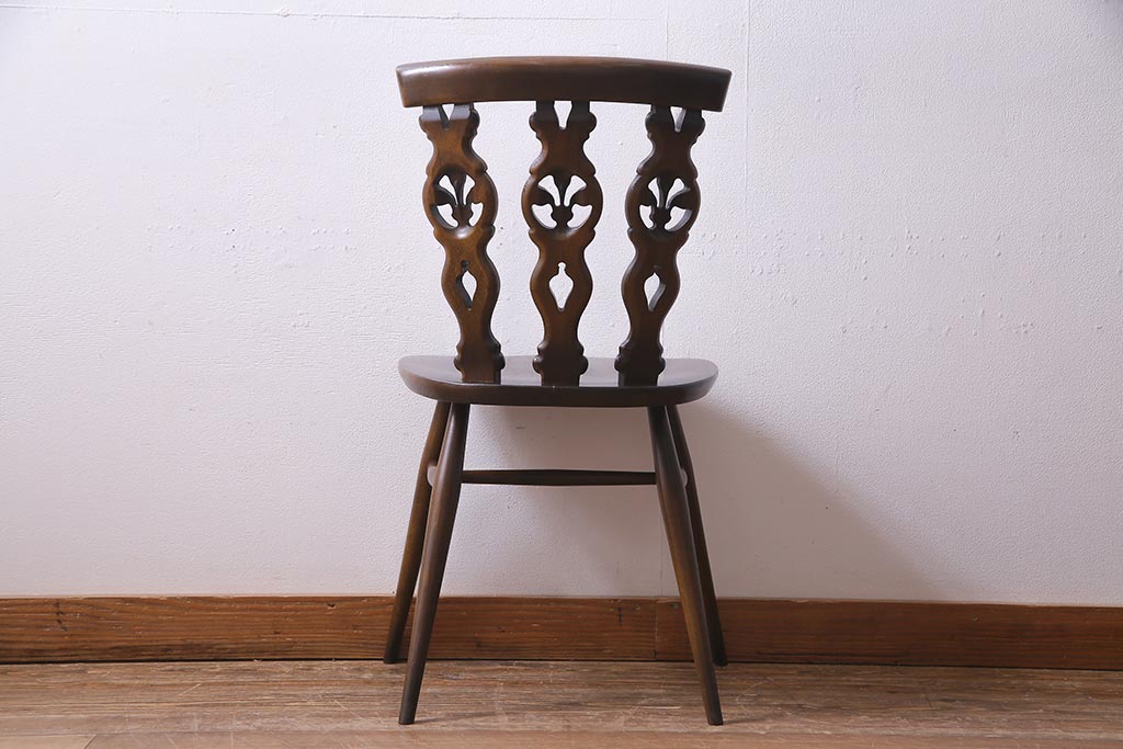 ヴィンテージ家具　イギリスビンテージ　ERCOL(アーコール)　素朴で愛らしいシスルバックチェア(ダイニングチェア、椅子)(R-038179)