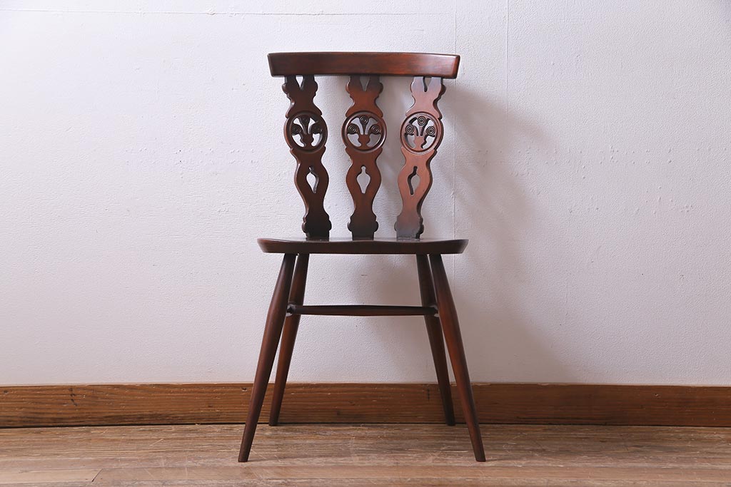 ヴィンテージ家具　イギリスビンテージ　ERCOL(アーコール)　上品な佇まいのシスルバックチェア(ダイニングチェア、椅子)(R-038181)