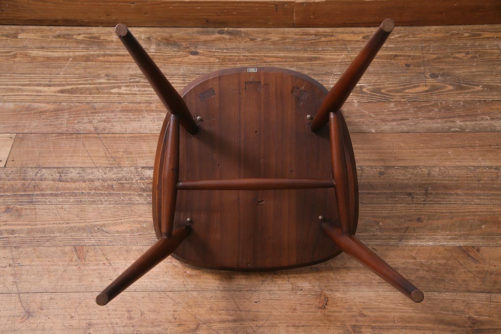 ヴィンテージ家具　イギリスビンテージ　ERCOL(アーコール)　上品な佇まいのシスルバックチェア(ダイニングチェア、椅子)(R-038181)