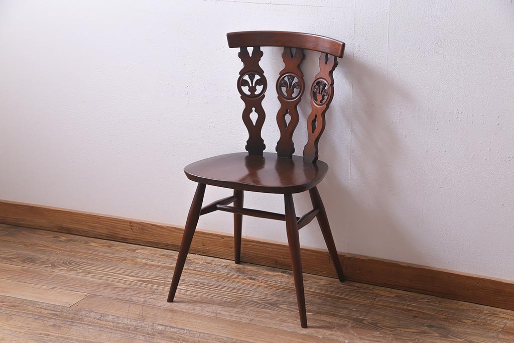 ヴィンテージ家具　イギリスビンテージ　ERCOL(アーコール)　上品な佇まいのシスルバックチェア(ダイニングチェア、椅子)(R-038182)