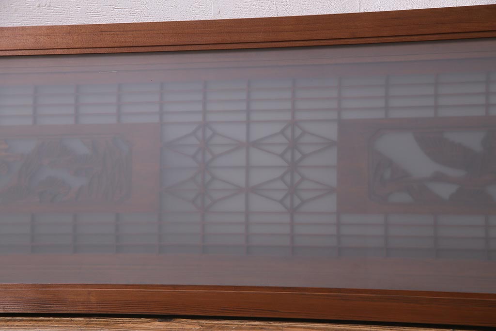 アンティーク建具　繊細な組子と鶴と松の彫刻が美しい欄間(明り取り、両面ガラス)(R-038205)