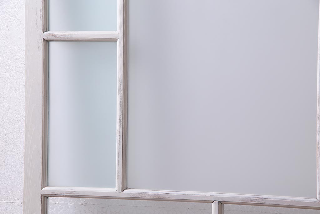 アンティーク建具　ペイント　当店オリジナルガラス入り　明るいカラーが魅力の木製ドア(扉、建具)(R-038208)