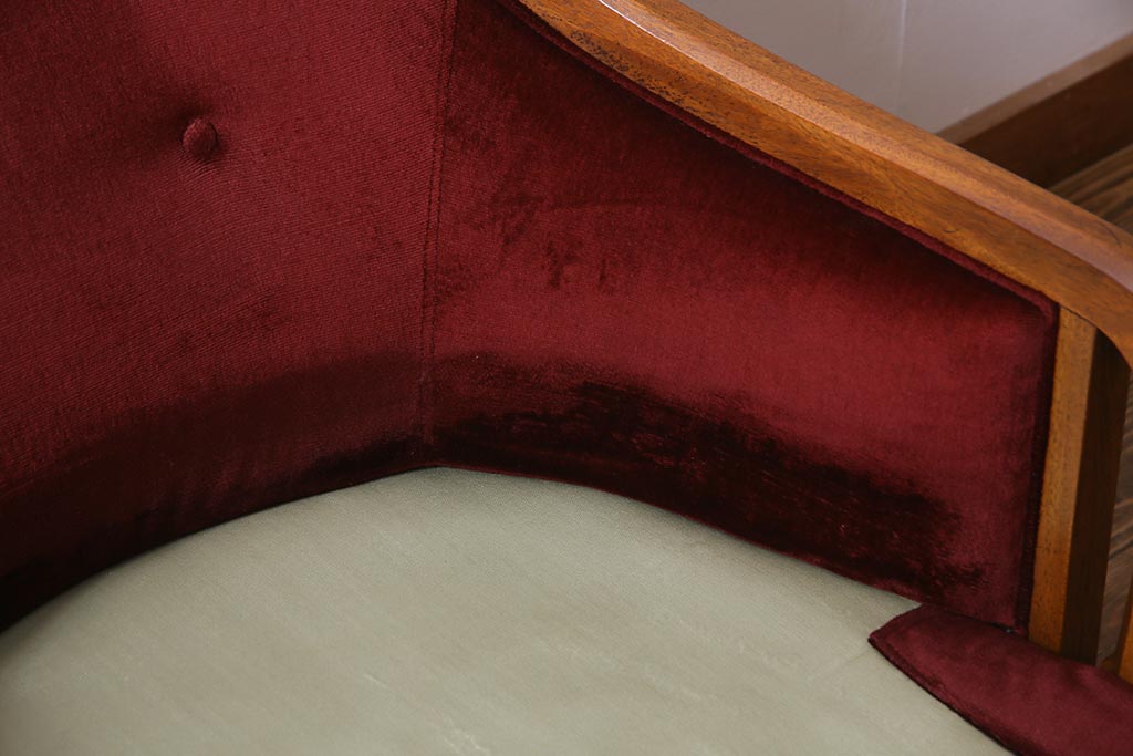 中古　DREXEL HERITAGE(ドレクセルヘリテイジ)　Upholstery(アップホルスタリー)　クラシカルな雰囲気漂うローバックチェア(1人掛けソファ、アームソファ)(定価約45万円)(R-038217)