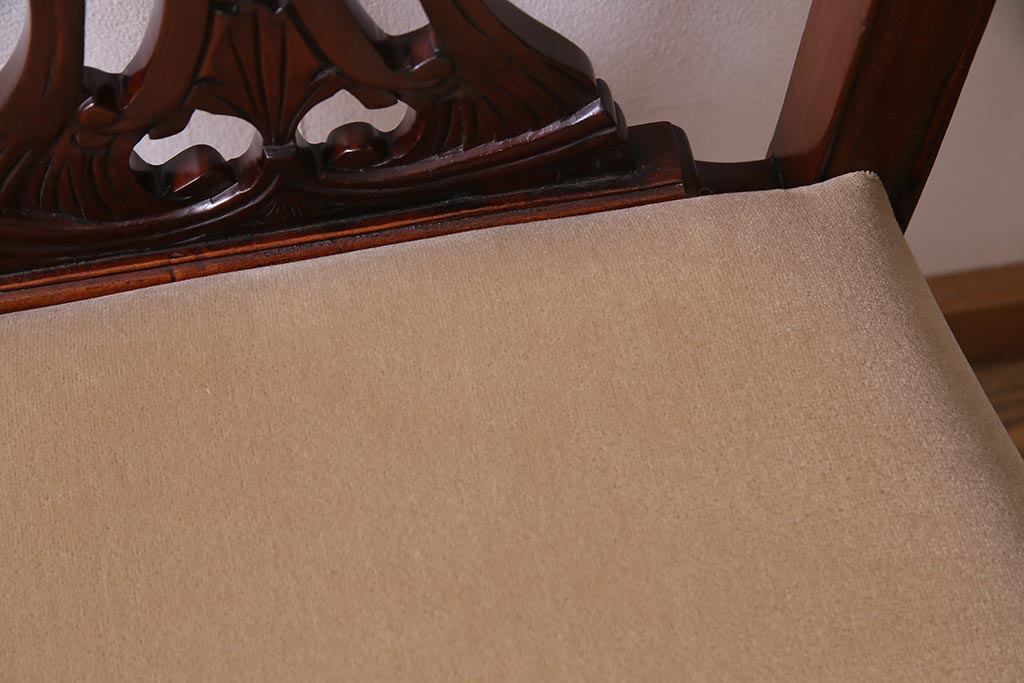 アンティーク家具　フランス　マホガニー材　繊細な彫りが上品な猫脚チェア(ダイニングチェア、椅子)(R-038246)