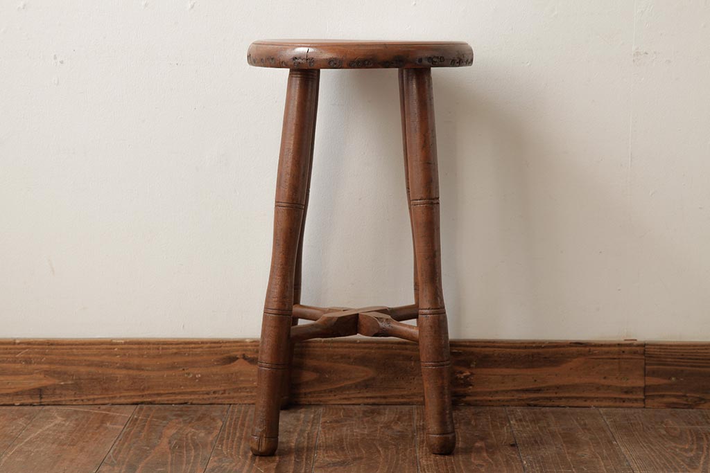 アンティーク家具　脚のシルエットが個性的な丸スツール(椅子、花台)(R-038283)