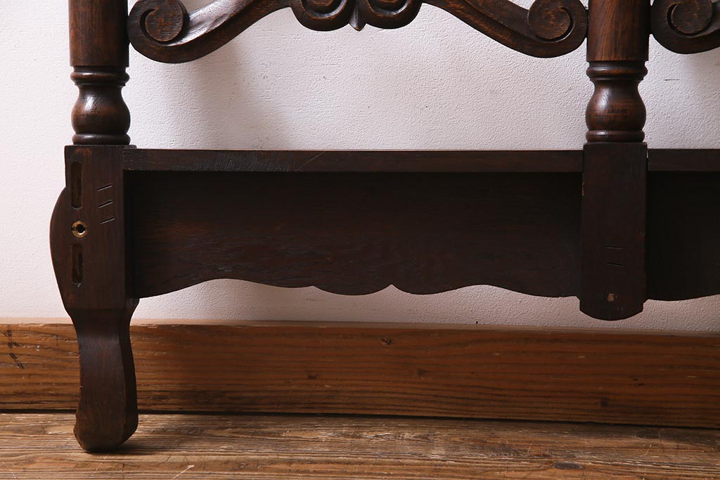 アンティーク家具　フランスアンティーク　オーク材　印象的なデザインの木製ベッドフレーム(R-038293)