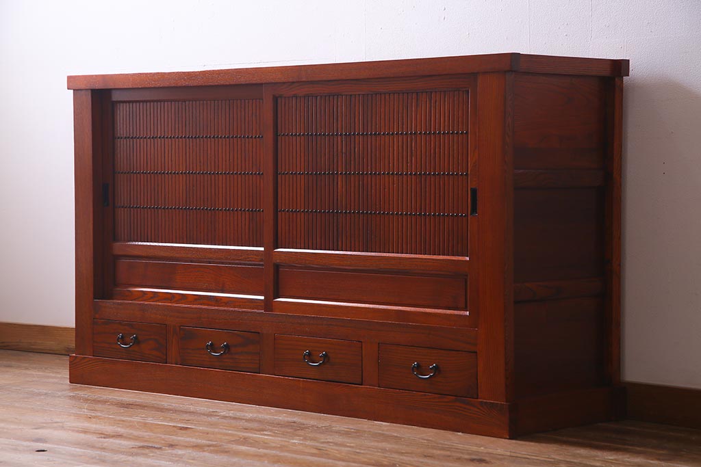 新古品　民芸家具　ニレ無垢材　5尺　上品な雰囲気漂う水屋箪笥・下(収納棚、キャビネット)(R-038309)