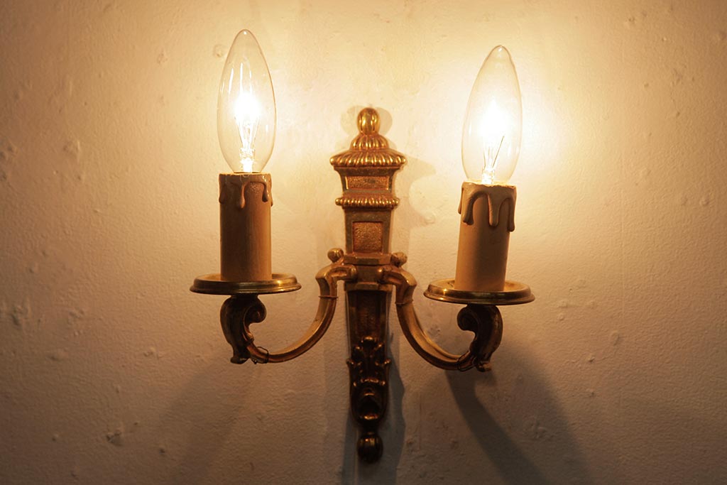 アンティーク照明 フランスアンティーク 真鍮製 オリエンタルな雰囲気が魅力的なウォールランプ(壁掛け照明、壁付け照明)(R-038312) | ラフジュ工房