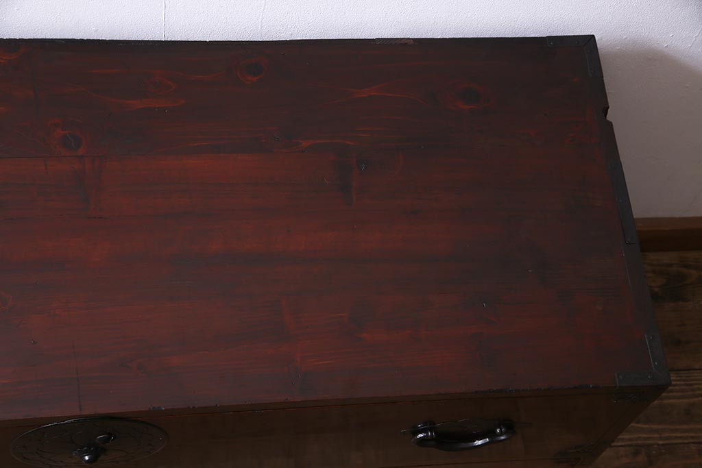 アンティーク家具　和製アンティーク　桜丸金具　前面栗材　和の風情溢れる米沢箪笥(ローボード、引き出し)(R-038319)