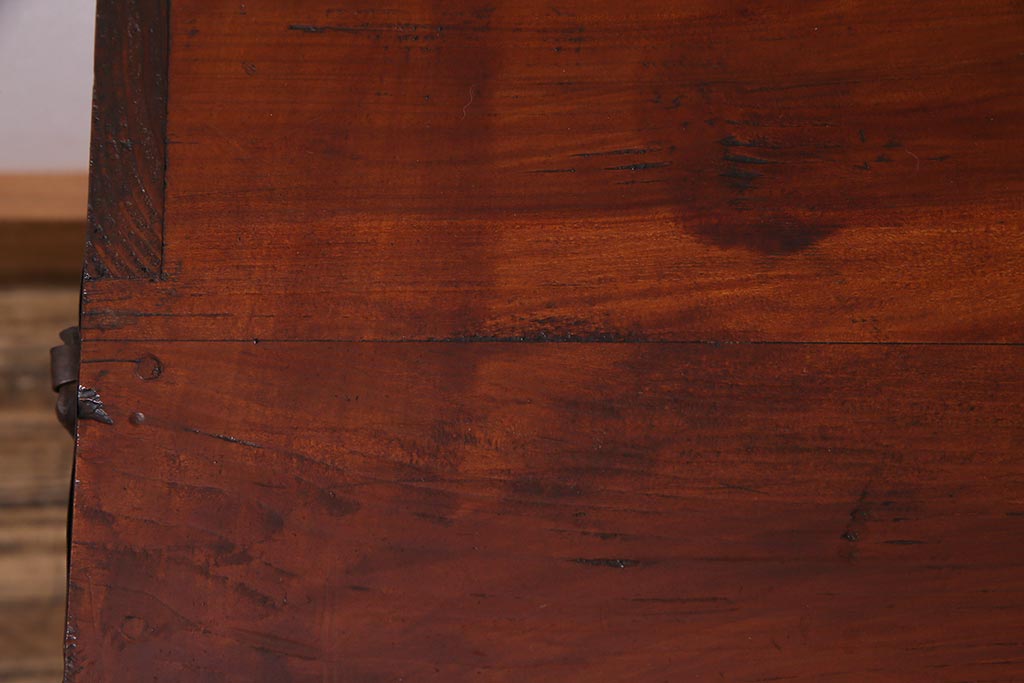 アンティーク家具　前面桐材　味わい深い木肌が魅力的な最上箪笥(ローボード、ローチェスト、衣装箪笥、桐箪笥、桐たんす)(R-038344)
