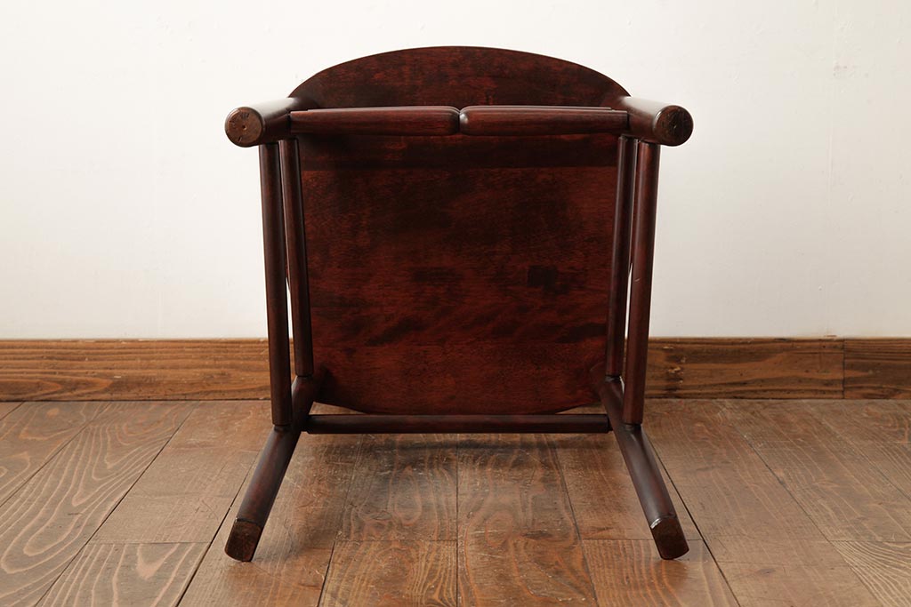 中古　日向民芸　美しい木肌が上品な印象与えるダイニングチェア(ラダーバックチェア、板座チェア、椅子)(R-038362)