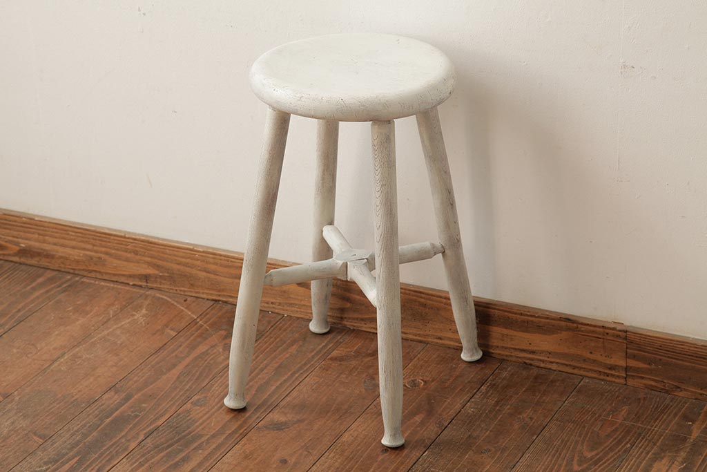 アンティーク家具　アンティークホワイト　ナチュラルテイストにおすすめなペイントスツール(椅子)(R-038363)