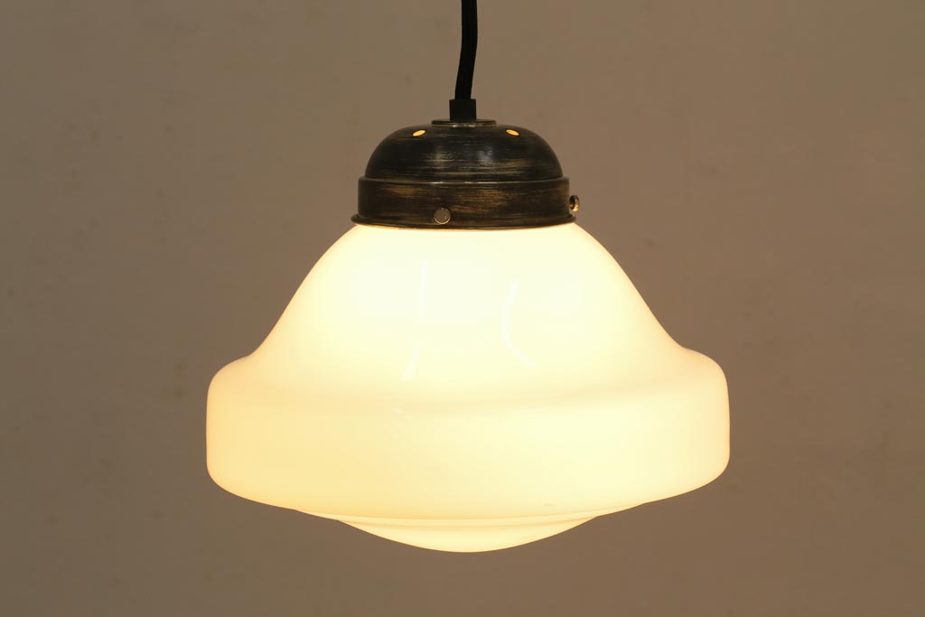 アンティーク照明　昭和初期　おしゃれなガラスシェード照明(天井照明、吊り下げ照明、電笠)