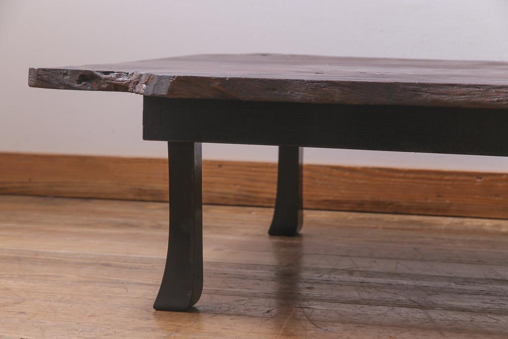 ビンテージ家具　和製ビンテージ　スギ材一枚板　木材の表情を楽しめる折り畳み式座卓(ちゃぶ台)(R-038389)
