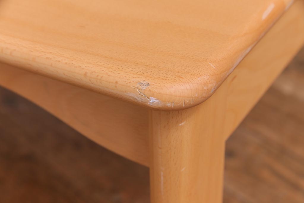 中古　飛騨産業　キツツキ　kids furniture　KF152TB　ビーチ材　キッズスタッキングテーブル(キャスター付きテーブル)(R-038400)