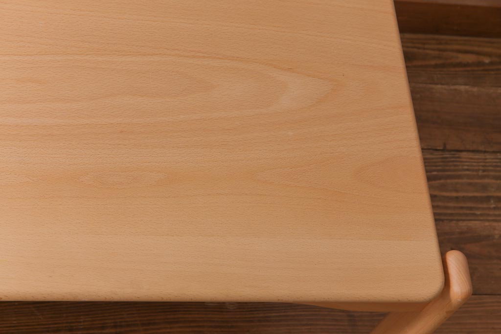 中古　飛騨産業　キツツキ　kids furniture　KF151TB　ビーチ材　キッズスタッキングテーブル(キャスター付きテーブル)(R-038405)