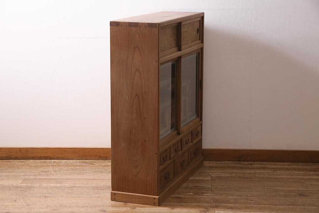 アンティーク家具　大正昭和初期　ストリップド(剥離)　三方ケヤキ材　上手物!黒柿が目を引く凝った造りの茶箪笥(収納棚、戸棚)(R-038434)