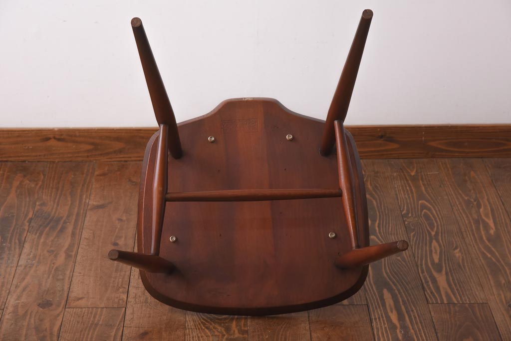 ヴィンテージ家具　イギリスビンテージ　ERCOL(アーコール)　希少!洗練された佇まいのラダーバックチェア(ダイニングチェア、椅子)(R-038474)