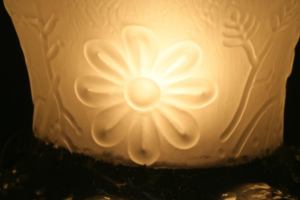 ヴィンテージ照明　イギリスビンテージ　花の意匠が愛らしいペンダントライト(吊り下げ照明、天井照明)(R-038491)