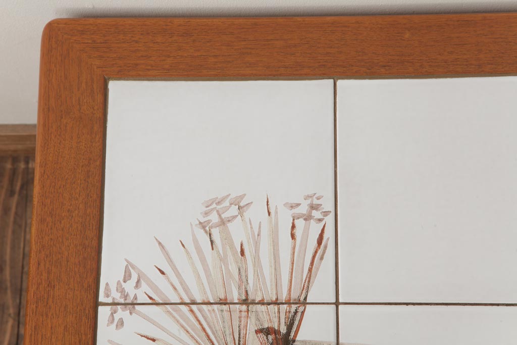 ヴィンテージ家具　デンマーク製　TOFTEN社　タイルトップがおしゃれなコーヒーテーブル(センターテーブル、ビンテージ)(R-038523)