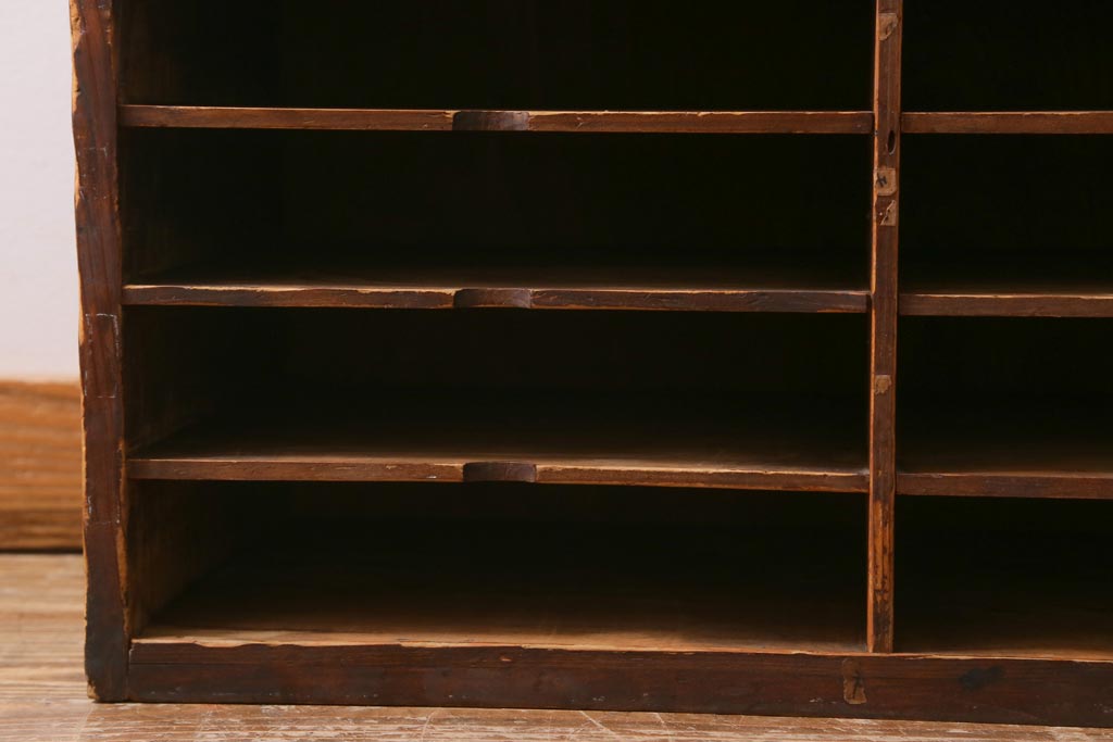 レトロ家具　昭和レトロ　大正昭和初期　スギ材　書類収納に便利な収納棚(書類ケース)(R-038551)