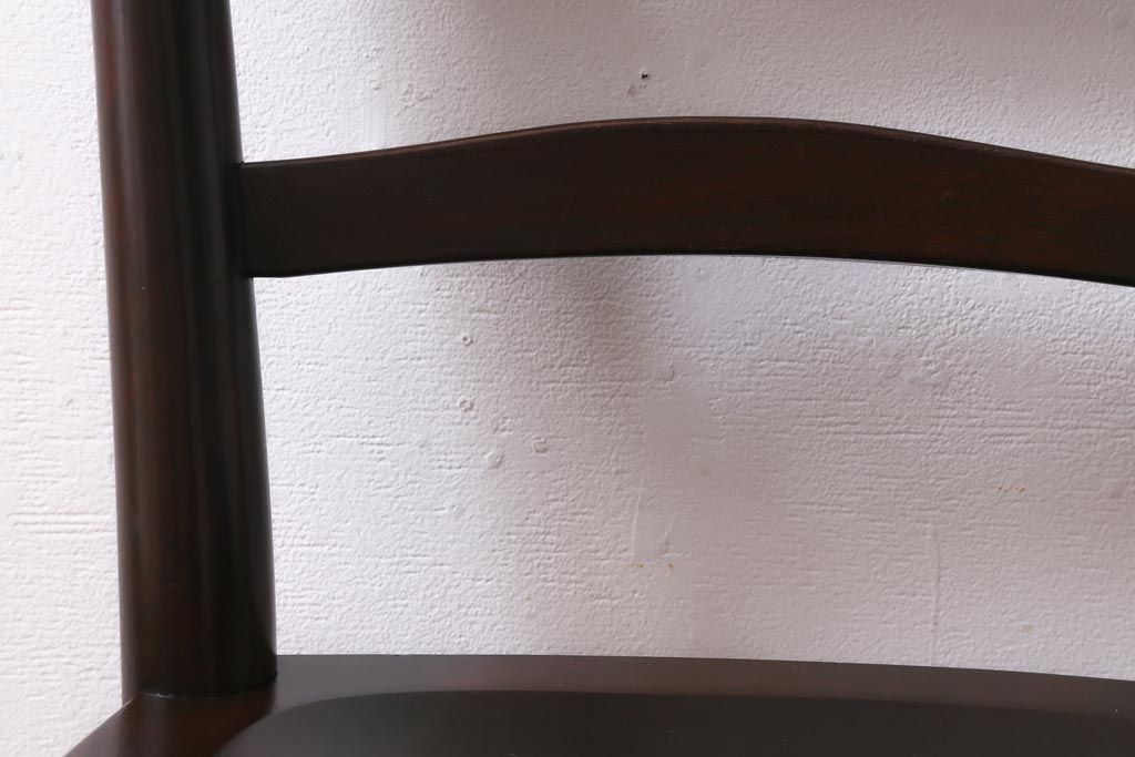 中古　松本民芸家具　シンプルなデザインが魅力的なラダーバックチェア(ダイニングチェア、椅子)(R-038605)