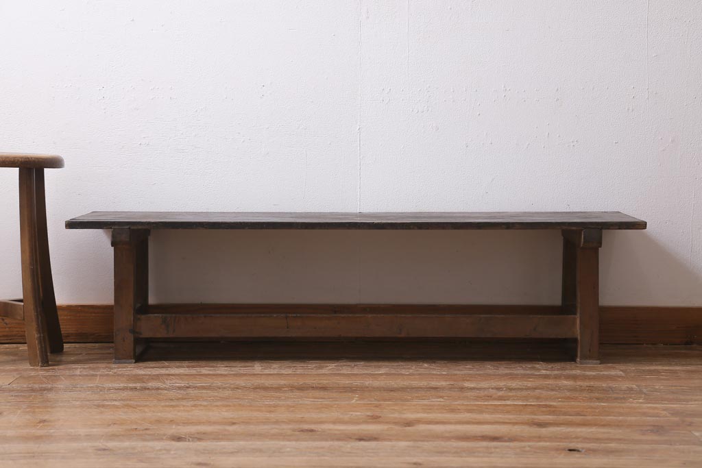 アンティーク家具　使い込まれた風合いが魅力的な文机(座机、飾り台)(R-038789)