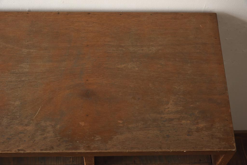 レトロ家具　昭和レトロ　素朴な雰囲気が懐かしさ感じる収納棚(飾り棚、オープンラック、下駄箱)(R-038867)