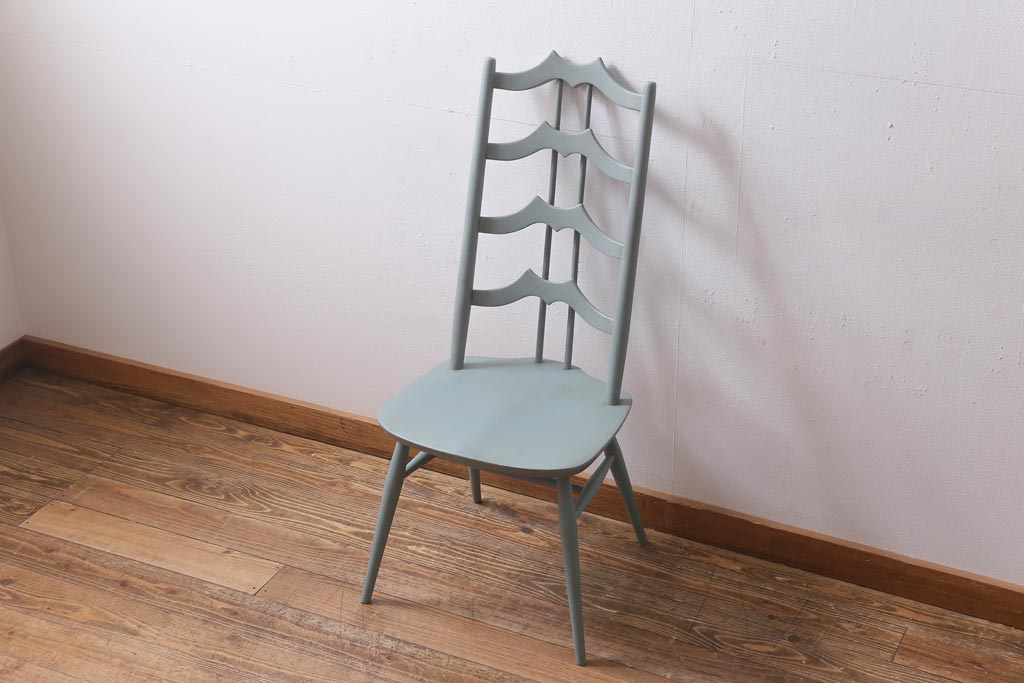 ペイント家具　イギリスヴィンテージ　ERCOL(アーコール)　希少!淡いカラーが優しげな雰囲気のラダーバックチェア(ダイニングチェア、椅子、ビンテージ)(R-038879)