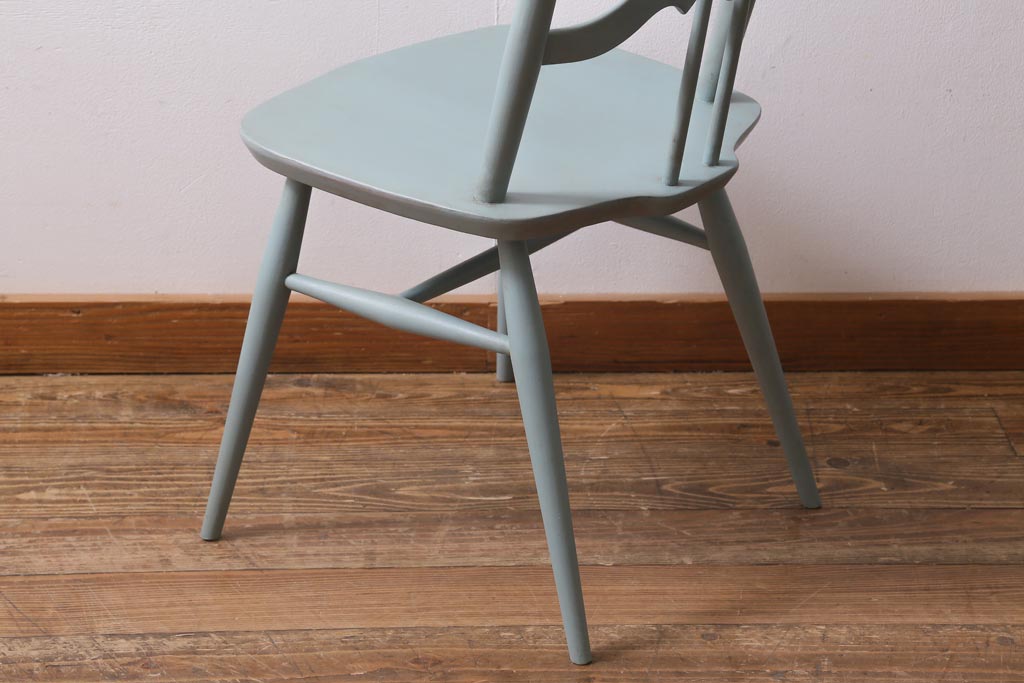 ペイント家具　イギリスヴィンテージ　ERCOL(アーコール)　希少!淡いカラーが優しげな雰囲気のラダーバックチェア(ダイニングチェア、椅子、ビンテージ)(R-038879)