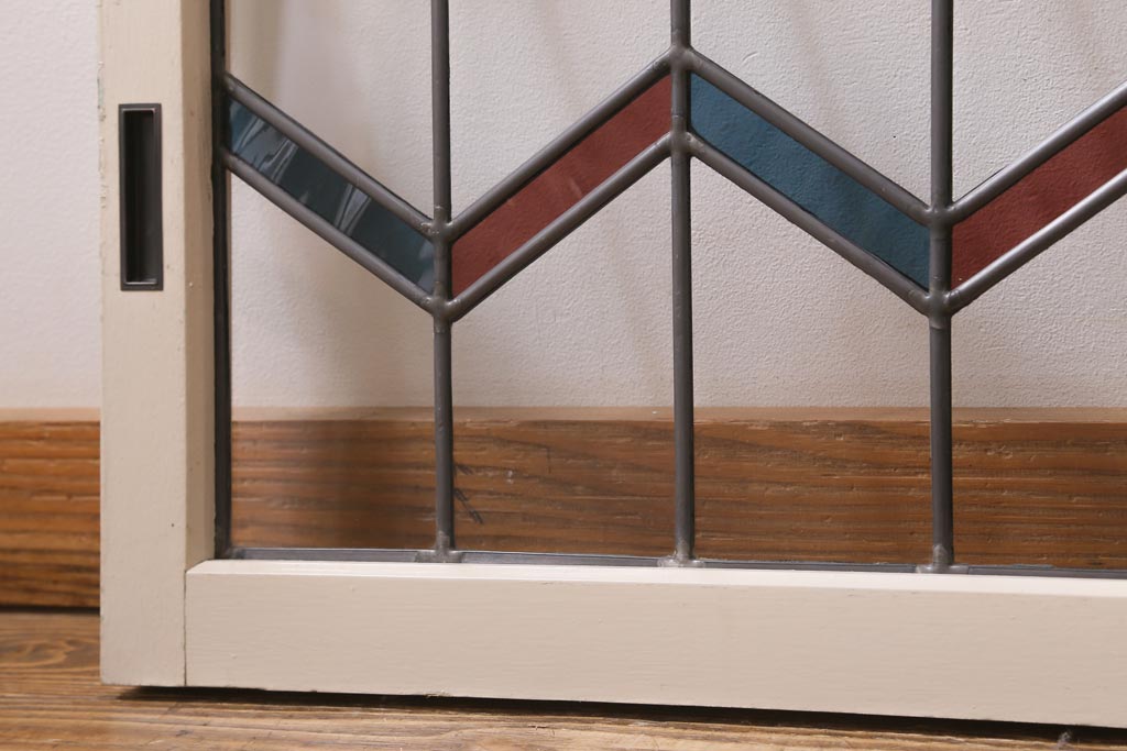 アンティーク建具 古建具リメイク オリジナルペイント 赤と青のジグザク模様が目を引くガラス戸2枚セット(窓、建具)(R038888