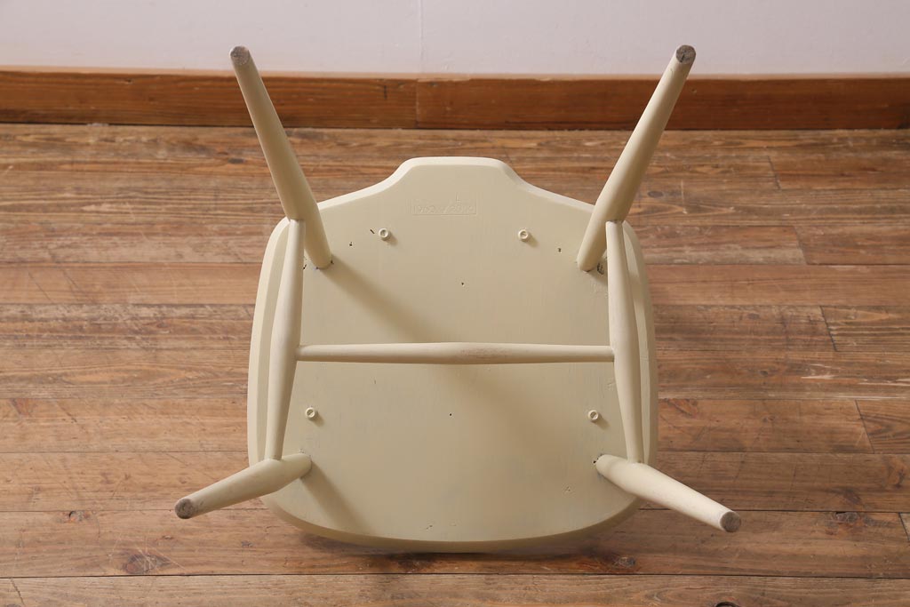 ヴィンテージ家具　イギリスビンテージ　ERCOL(アーコール)　アンティークペイント　希少!洗練された佇まいのラダーバックチェア(ダイニングチェア、椅子)(R-038910)