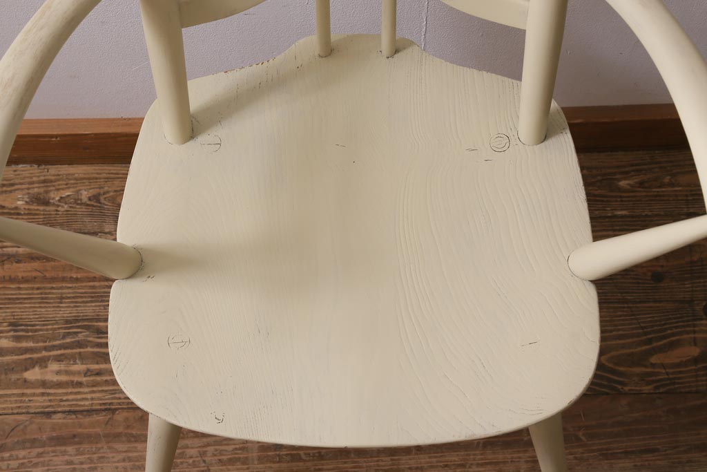 ヴィンテージ家具　イギリスビンテージ　ERCOL(アーコール)　アンティークペイント　希少!洗練された佇まいのラダーバックアームチェア(ダイニングチェア、椅子)(R-038911)