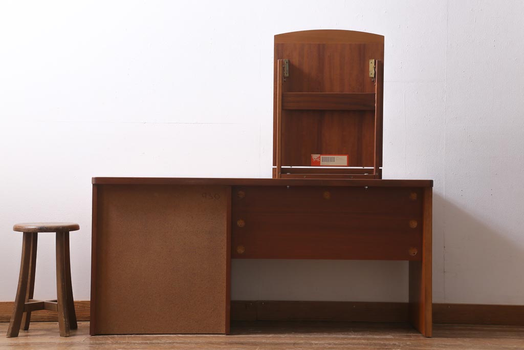 上品なスタイル ヴィンテージ家具 イギリスビンテージ STAG(スタッグ)社 チーク 西洋