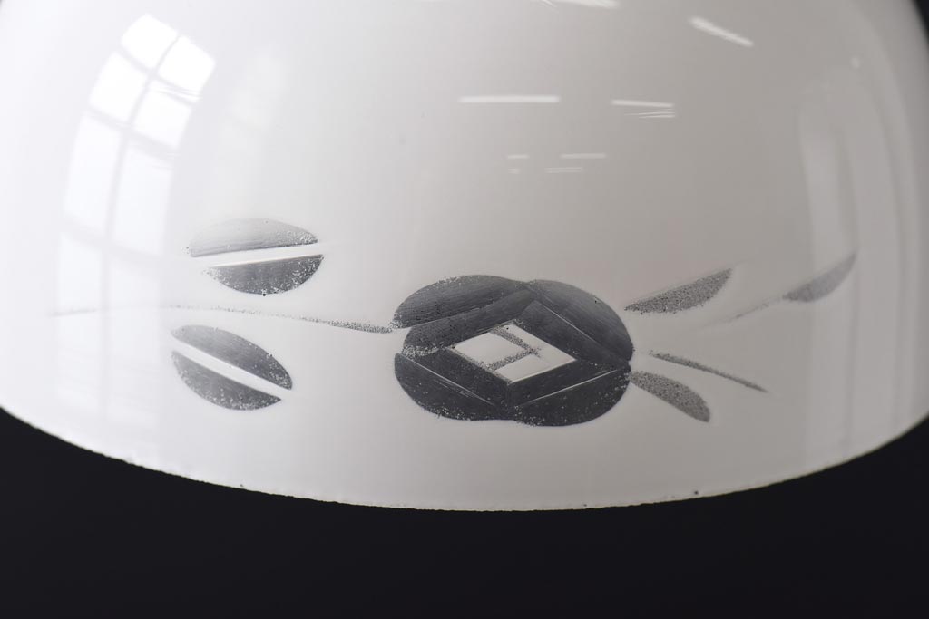 アンティーク照明　昭和レトロ　コロンと丸いフォルムが愛らしい切子のペンダントライト(天井照明、吊り下げ照明、シェード)(R-038988)