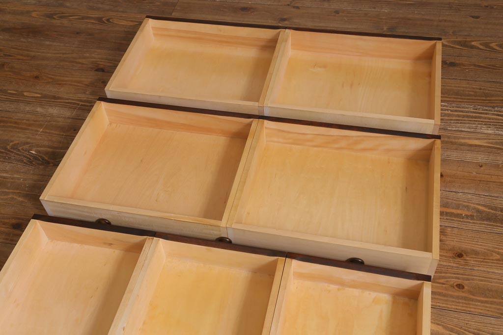 中古　リメイク　北海道民芸家具　洗練された佇まいのサイドボード(収納棚、戸棚)(R-039015)