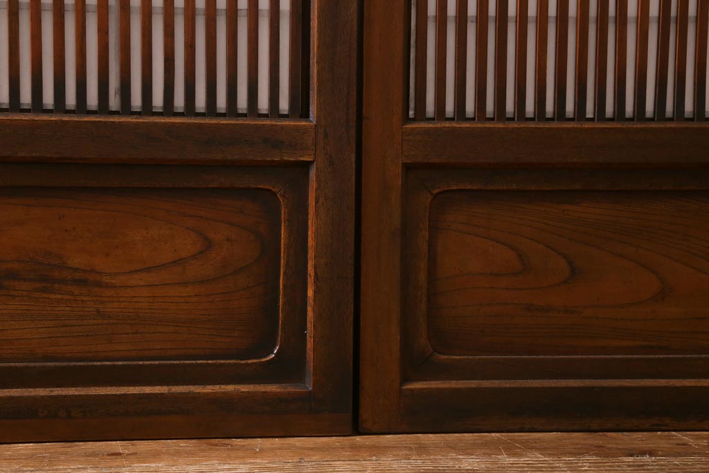 アンティーク家具　和製アンティーク　昭和初期　腰板ケヤキ材　裏障子付き!味わい深い雰囲気ただよう格子戸4枚セット(引き戸、建具)(R-039016)
