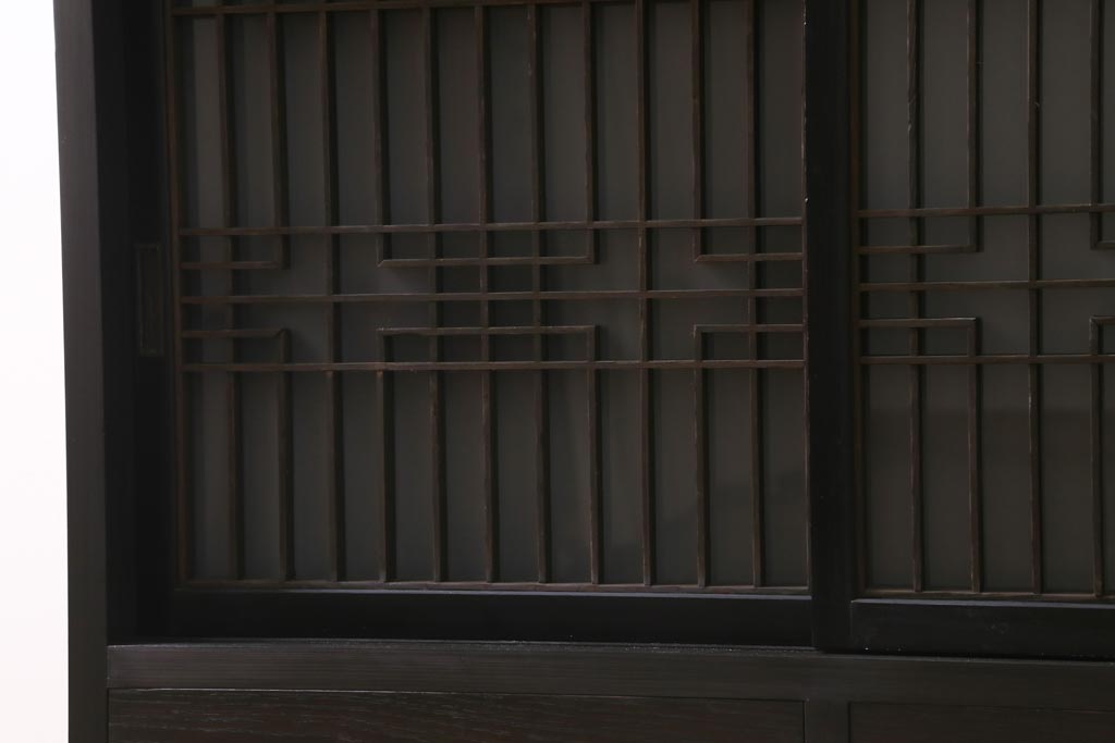 ラフジュ工房オリジナル　古建具リメイク　すりガラス入り　洗練された和の趣漂う重ね戸棚(書院戸、組子、キャビネット、収納棚)(R-039061)