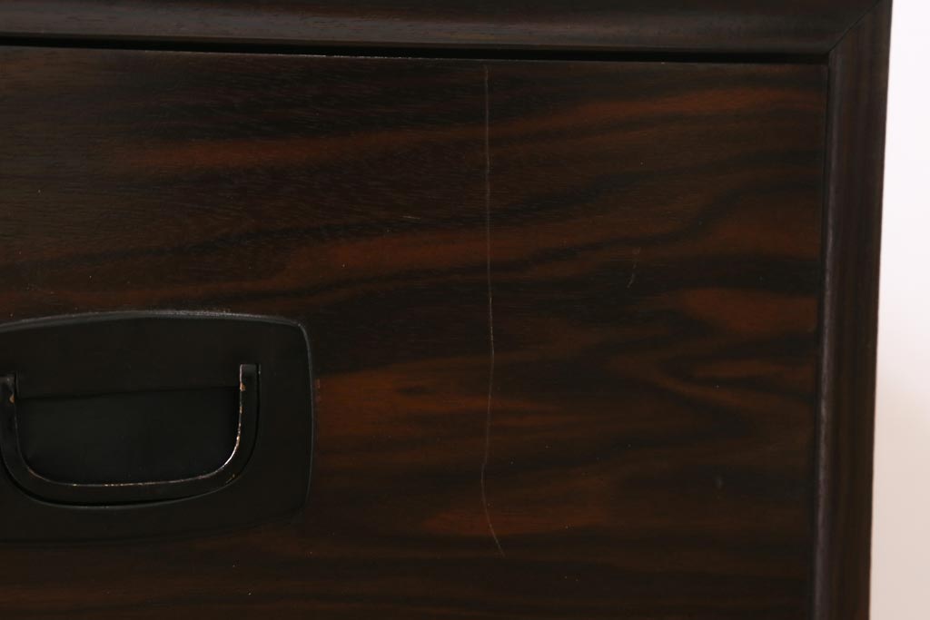 アンティーク家具　昭和初期　縞黒檀　洗練された佇まいが魅力のローチェスト(引き出し、衣装箪笥、ローボード)(R-039132)