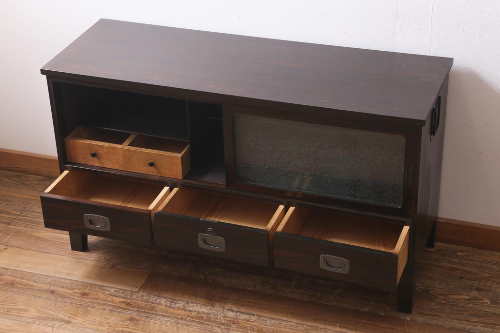 アンティーク家具　黒檀　リメイク　上品な和の雰囲気漂う脚付きローボード(テレビボード、収納棚、リビングボード)(R-039193)