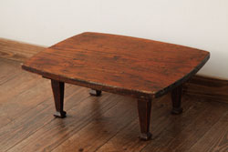 アンティーク家具　和製アンティーク　大正昭和初期　脚の形が可愛らしい小振りな角ちゃぶ台(ローテーブル、座卓)(R-039205)