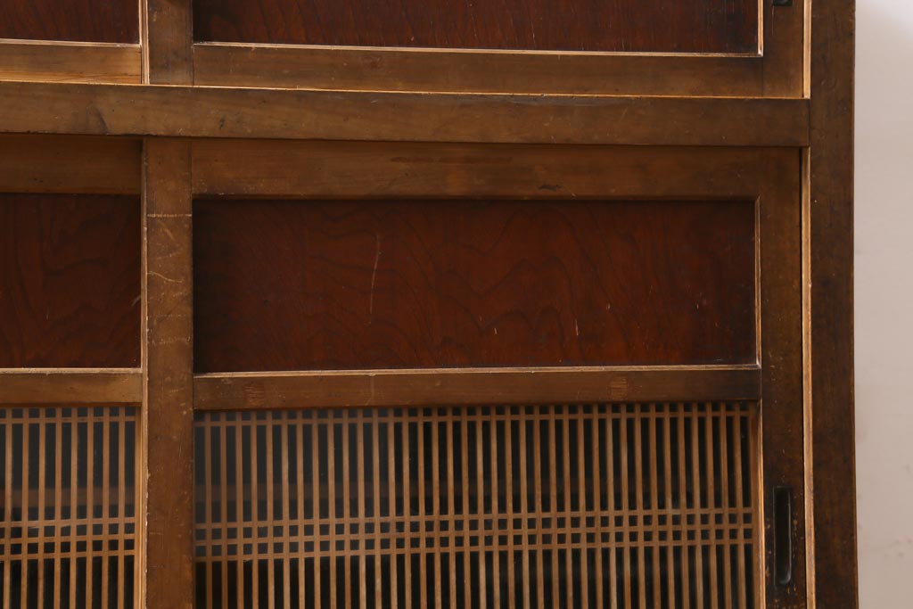 アンティーク家具　昭和レトロ　バイカラーが存在感を放つ戸棚(茶箪笥、収納棚)(R-039219)