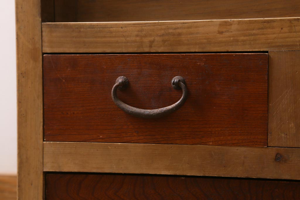 アンティーク家具　昭和レトロ　バイカラーが存在感を放つ戸棚(茶箪笥、収納棚)(R-039219)